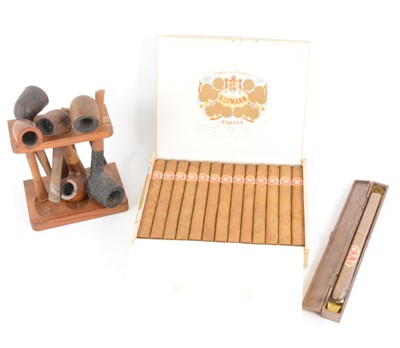 Lot 174 - H Upmann, Havana, one cigar box, and contents