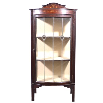 Lot 465 - Edwardian painted mahogany bowfront china cabinet