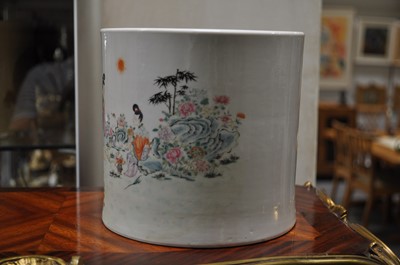 Lot 30 - A Chinese porcelain cylindrical brush holder, 20th century