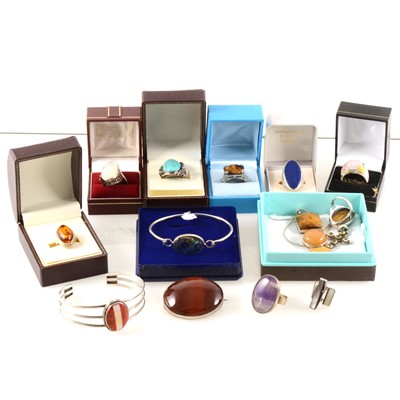 Lot 320 - A collection of gemset silver jewellery.