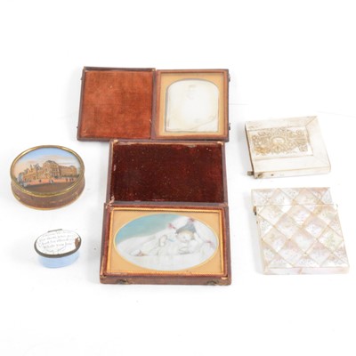 Lot 369 - A quantity of small ephemera, to include a Bilston enamelled box, mother-of-pearl card cases, miniature portrait, miniature silver goblet etc.