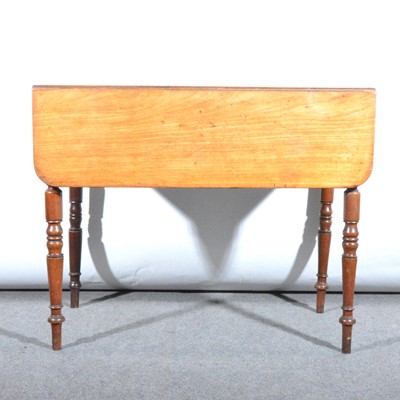 Lot 557 - A Victorian mahogany Pembroke table