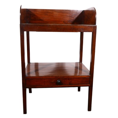 Lot 571 - A Victorian mahogany washstand