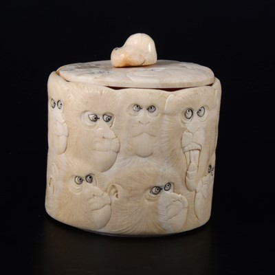 Lot 35 - A Japanese carved and stained ivory box, Meiji