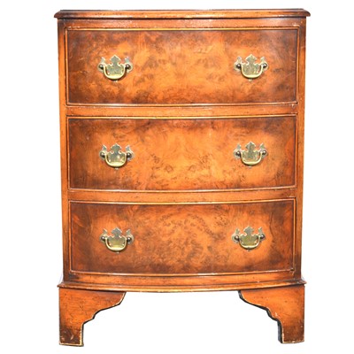 Lot 470 - Small walnut bowfront chest of drawers.