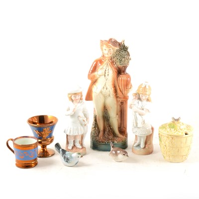 Lot 43 - A box of  modern and vintage decorative ceramics