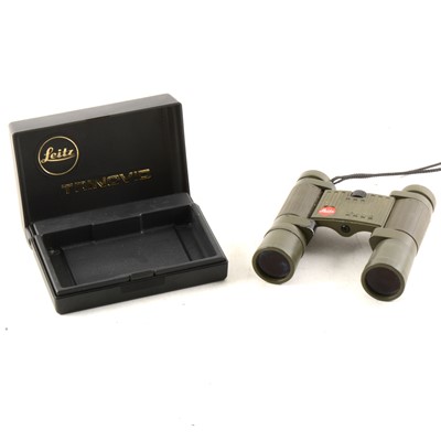 Lot 171 - Ernst Leitz Wetzlar Trinovid pocket binoculars, with instructions, plastic case and box.