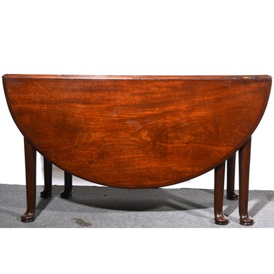 Lot 488 - Late Georgian mahogany dining table