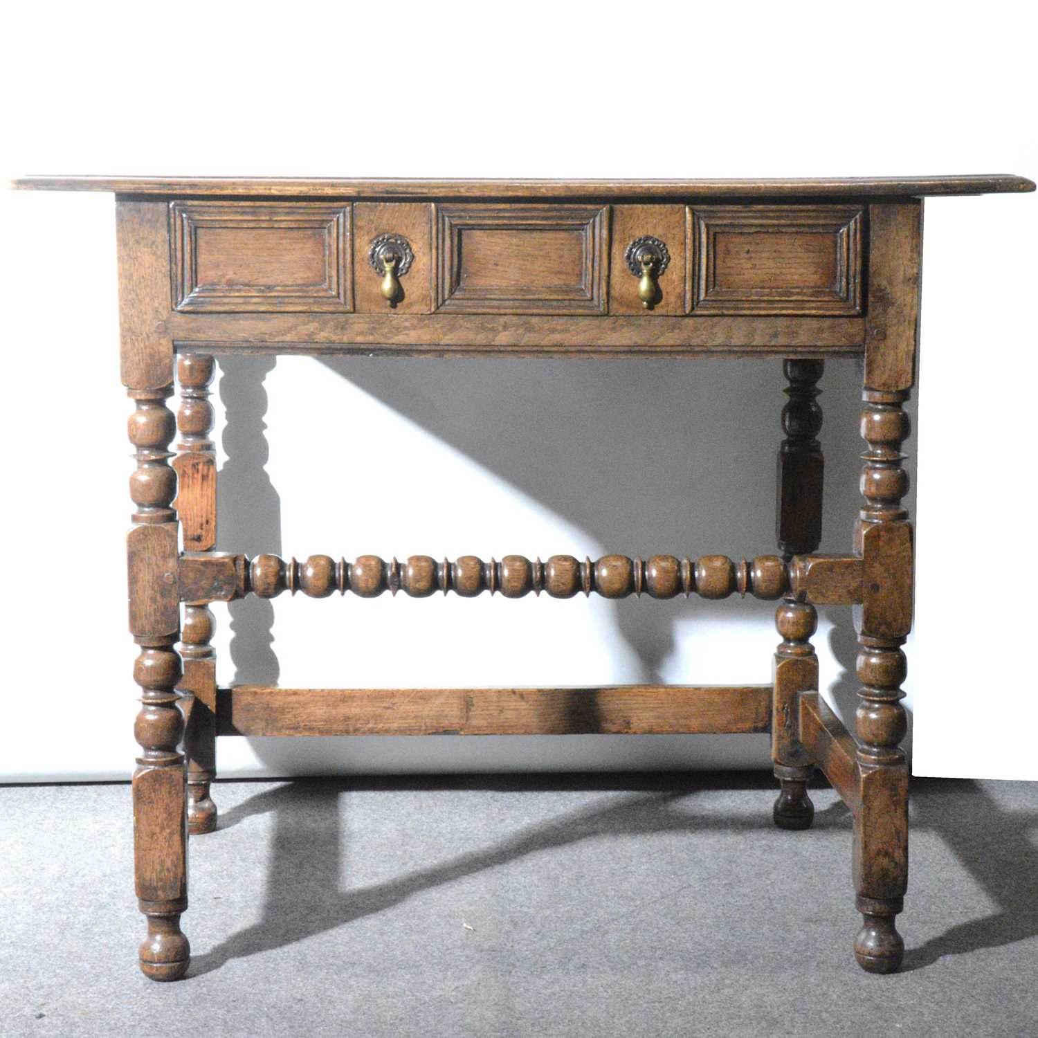 Lot 415 - Joined oak side table