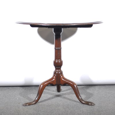 Lot 442 - Georgian mahogany pedestal table