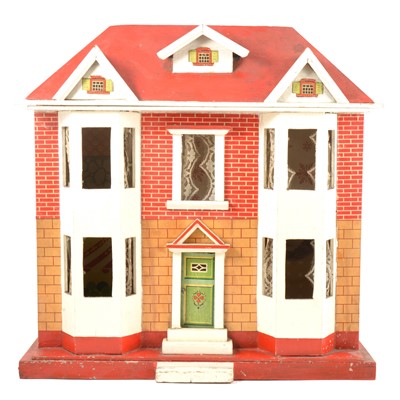 Lot 182 - A 1940s wooden dolls house, Georgian style, with painted exterior