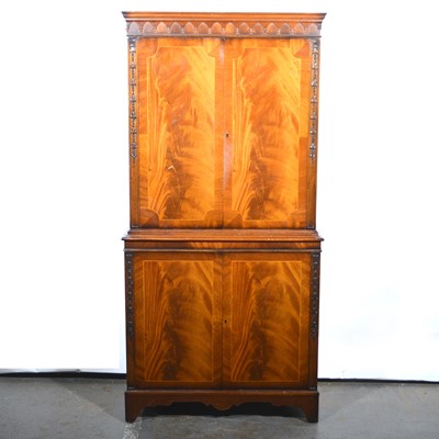 Lot 542 - Reproduction mahogany cocktail cabinet.