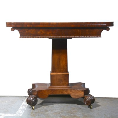 Lot 537 - A Victorian mahogany card table