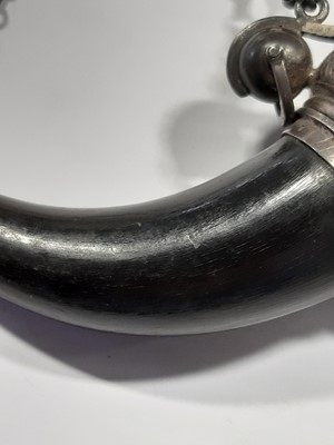 Lot 192 - A Scottish horn snuff mull