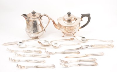 Lot 197 - Canteen of silver plated cutlery and other silver plated wares