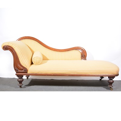 Lot 518 - Victorian mahogany chaise longue