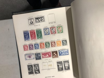 Lot 179 - New Age Stamp Albums