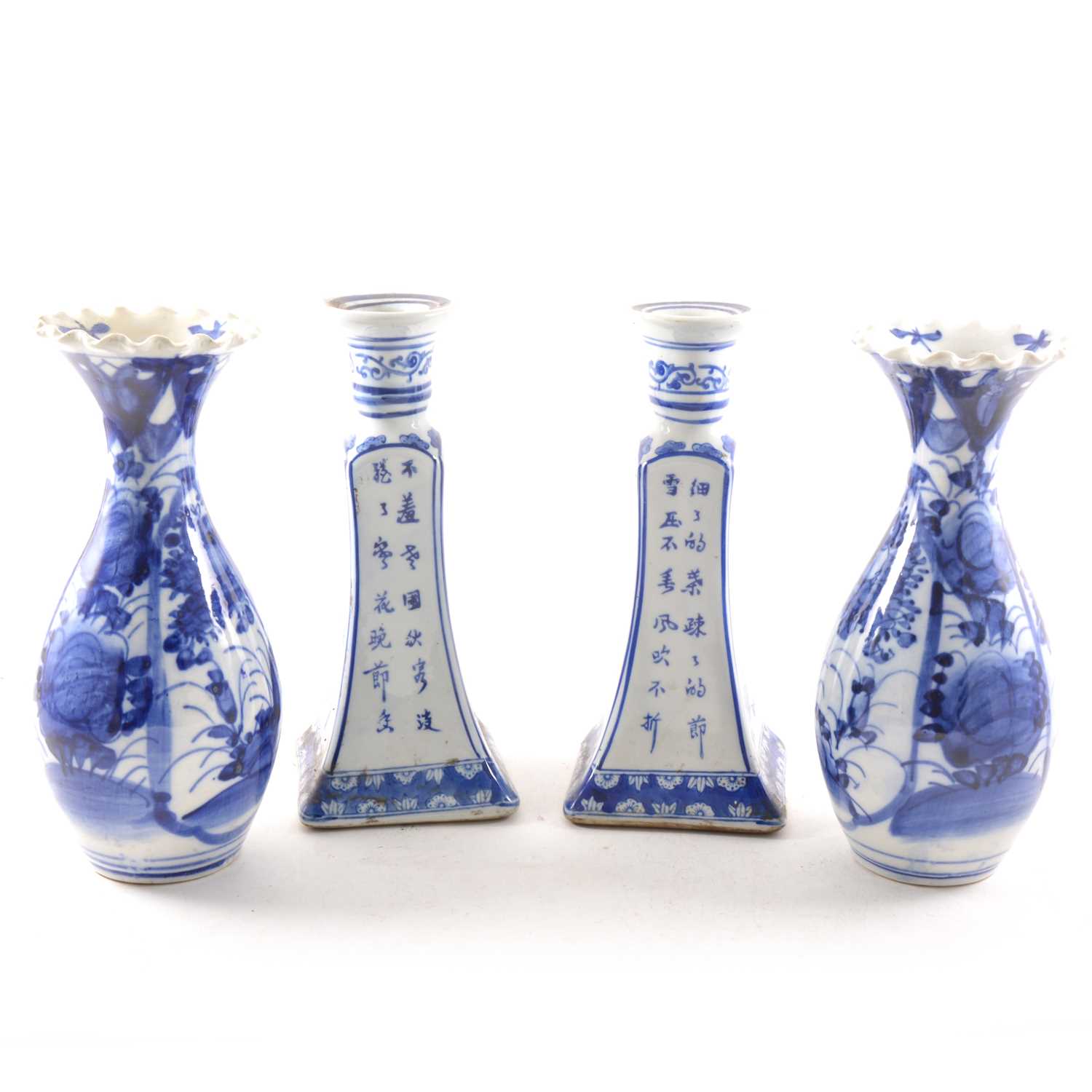 Lot 11 - A small number of modern Oriental ceramics