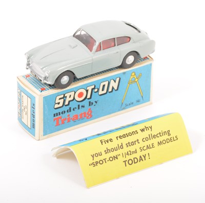 Lot 154 - Tri-ang Spot-On Toys; no.113 Aston Martin DB3, grey body with red interior, spun hubs, in original box.