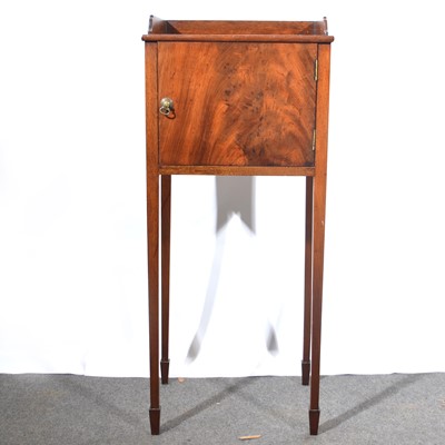 Lot 485 - Victorian mahogany pot cupboard.