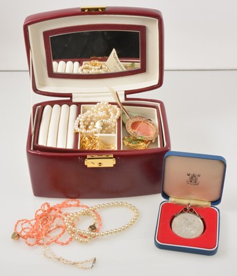 Lot 365 - A box of costume jewellery, pearl and coral necklaces, modern pill boxes.