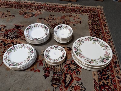 Lot 16 - A quantity of Wedgwood Hathaway Rose pattern dinner and decorative wares