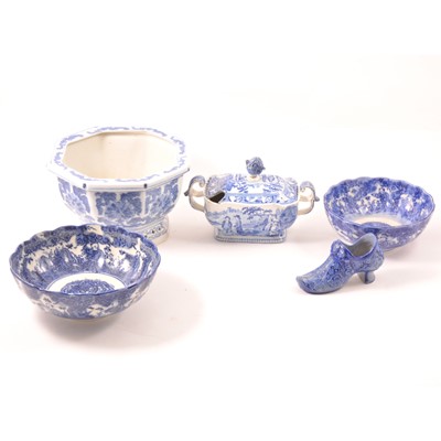 Lot 36 - A quantity of blue and white transfer ware