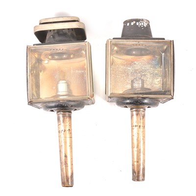 Lot 127 - Pair of carriage lamps