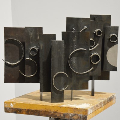 Lot 313 - Mary Milner Dickens, Untitled - abstract sculpture