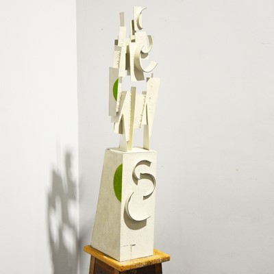 Lot 318 - Mary Milner Dickens, Untitled - an abstract sculpture