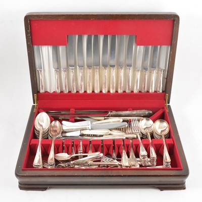 Lot 183 - Silver plated cutlery