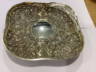 Lot 232 - Four silver gilt entree dishes by Wakely & Wheeler, London 1890