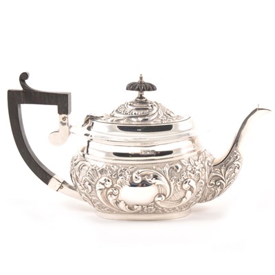 Lot 301 - A silver bachelor teapot