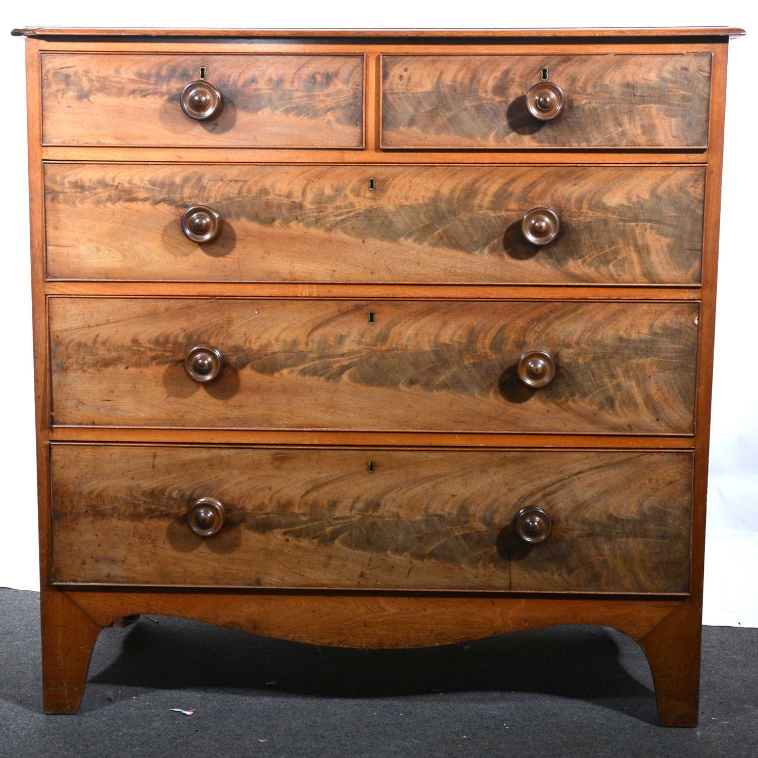 Lot 47 - A Victorian mahogany chest of drawers.