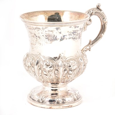 Lot 138 - William IV silver presentation mug, Barnards, London 1835