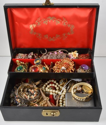 Lot 377 - A collection of costume jewellery and wristwatches, coloured paste brooches, gilt chains and bracelets