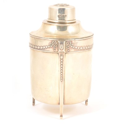 Lot 155 - A Neoclassical style silver tea caddy