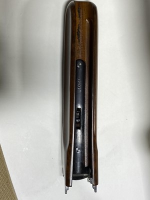 Lot 52 - Beretta double-barrel over-and-under 12-bore shotgun