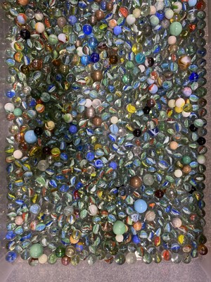Lot 13 - Marbles