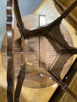 Lot 125 - An Edwardian inlaid mahogany circular occasional table.