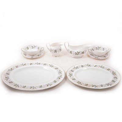 Lot 42 - Royal Tuscan 'Rondelay' dinner and tea service