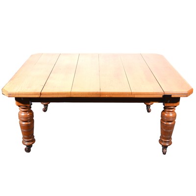 Lot 454 - Edwardian oak dining table