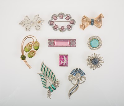 Lot 347 - Ten white and coloured paste vintage cocktail brooches.