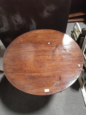 Lot 507 - Victorian mahogany supper table