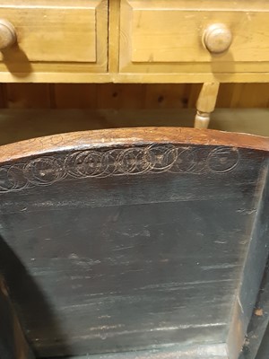 Lot 507 - Victorian mahogany supper table