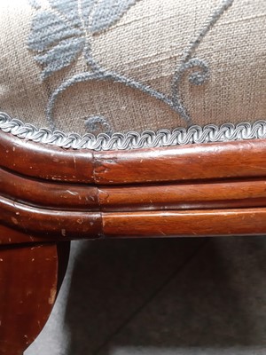 Lot 421 - Early Victorian easy chair