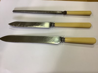 Lot 151 - Canteen of Old English pattern electroplated cutlery