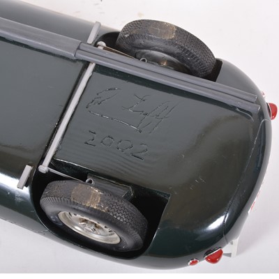 Lot 64 - Jeff Luff hand built model; a 1:12 scale model of the Jaguar D Type - Le Mans (1955)