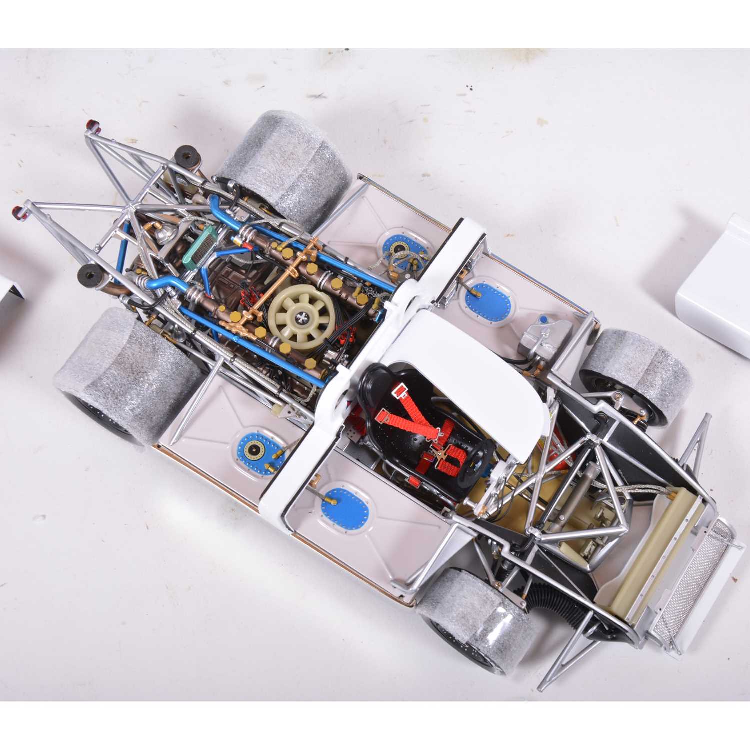 Lot 90 - Exoto 1:18 scale model; Porsche 917/30 (1973)