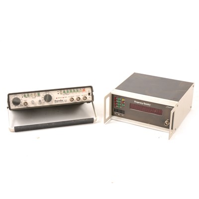 Lot 137 - Thandar TD201 digital storage unit and a Maplin frequency counter.